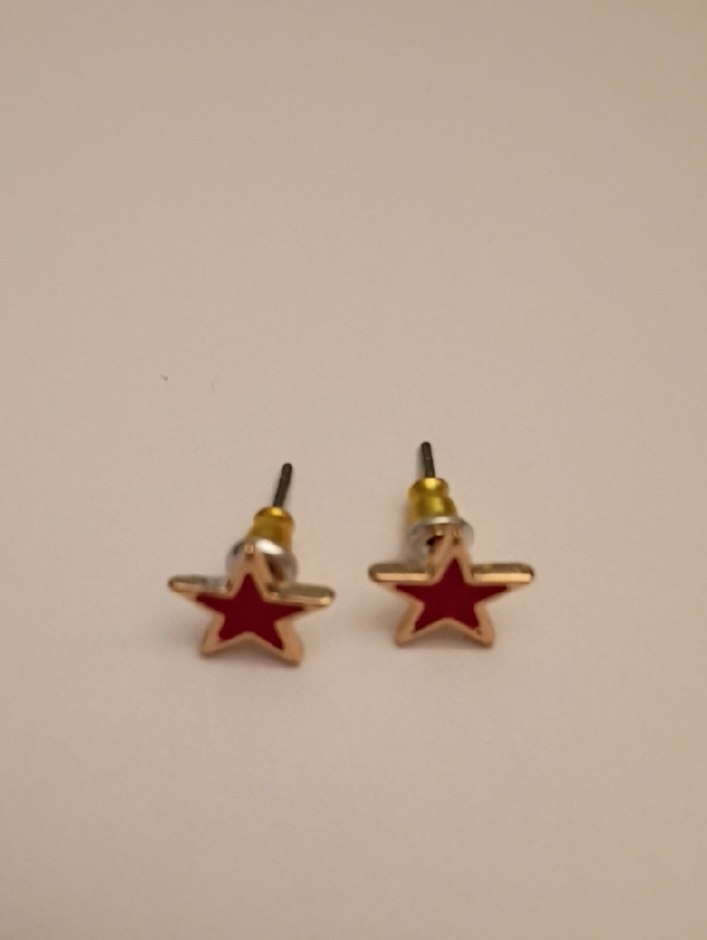 Red Star Stud Earrings - Gold-Tone